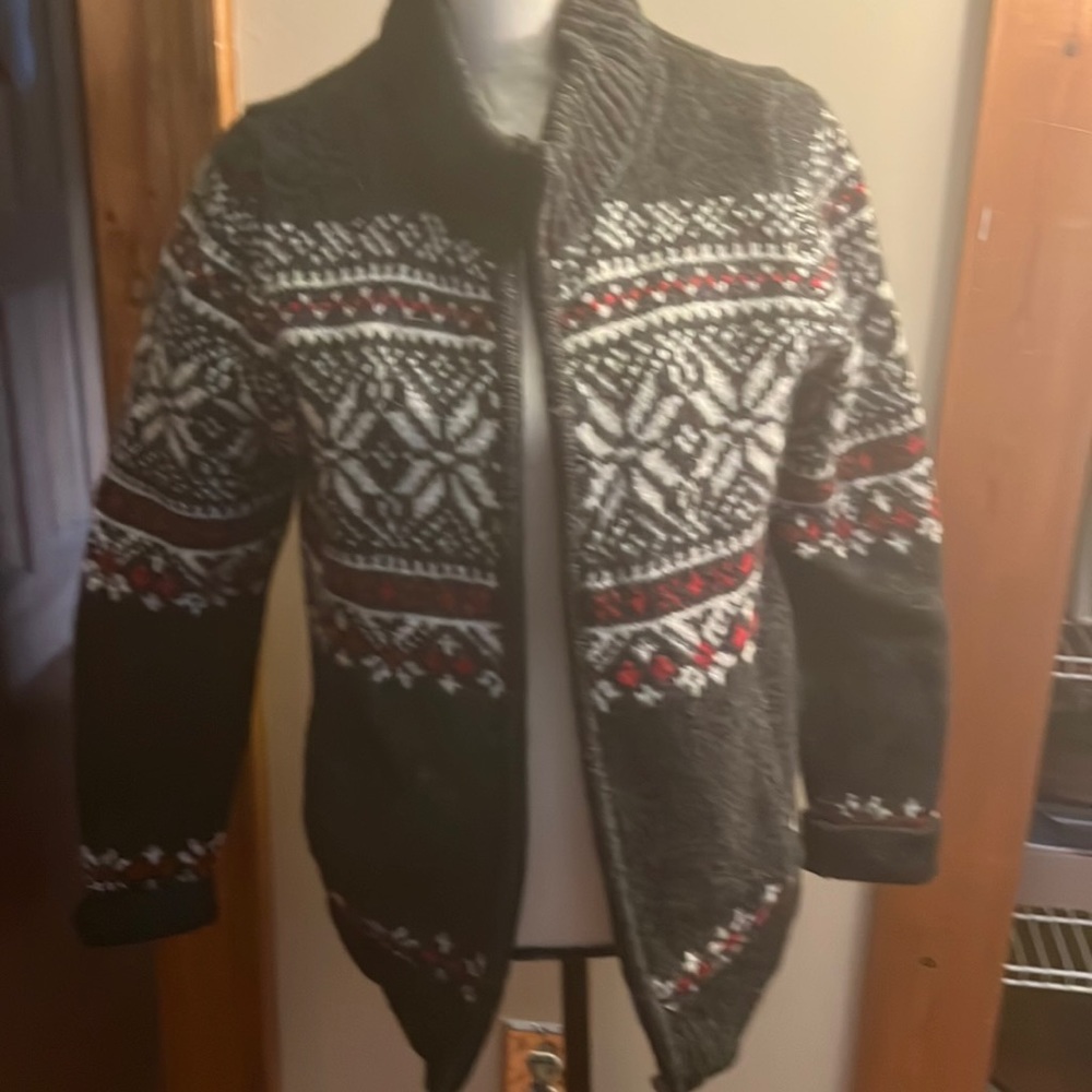 Women’s zip up sweater form LL Bean